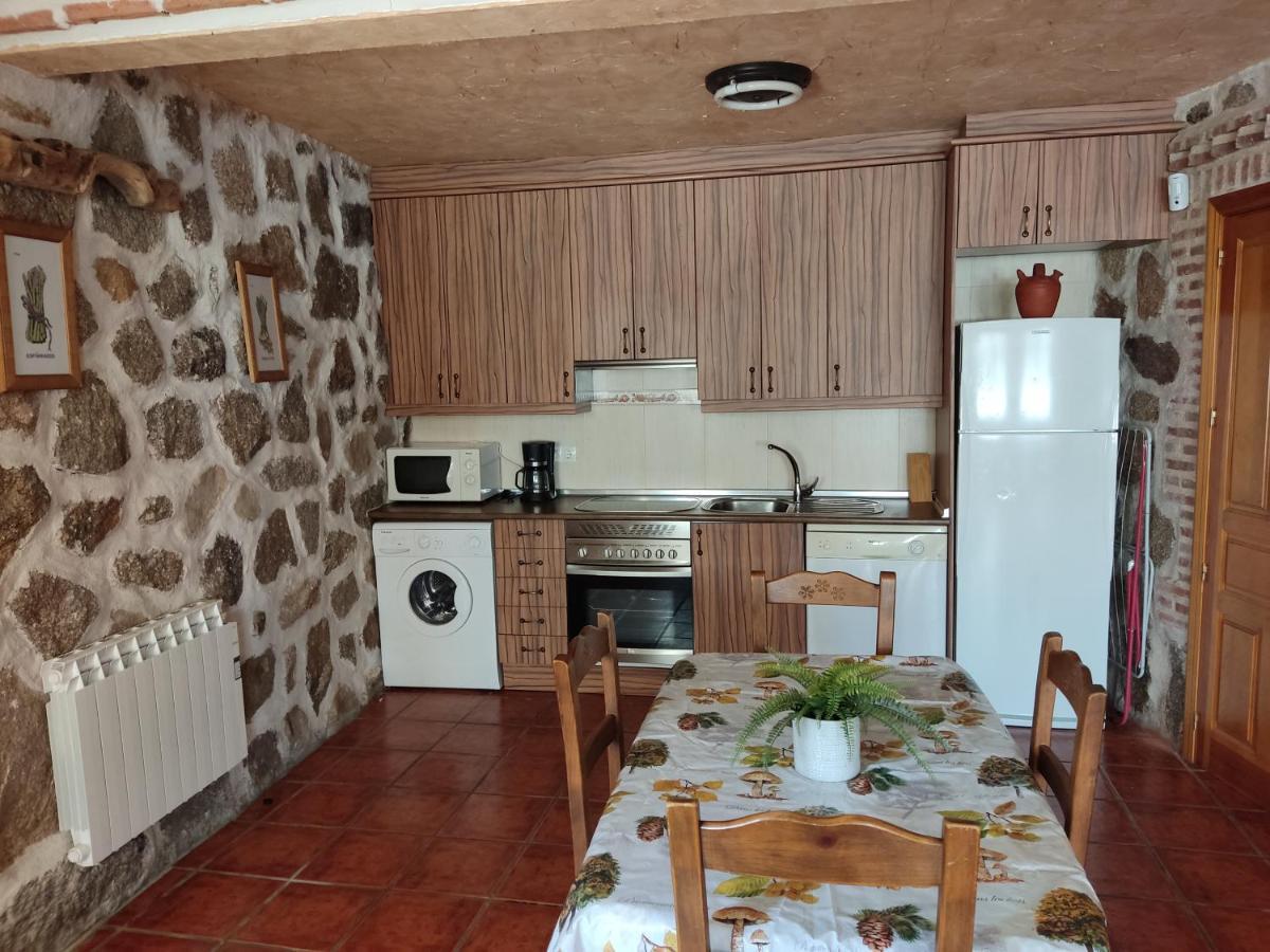 Casa Rural El Pajar Navaluenga Eksteriør billede