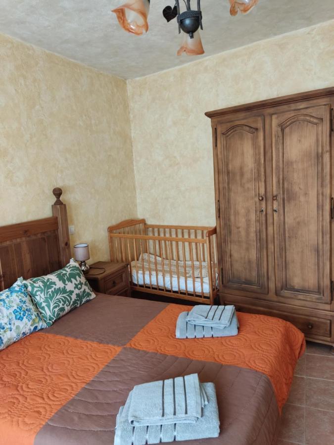 Casa Rural El Pajar Navaluenga Eksteriør billede