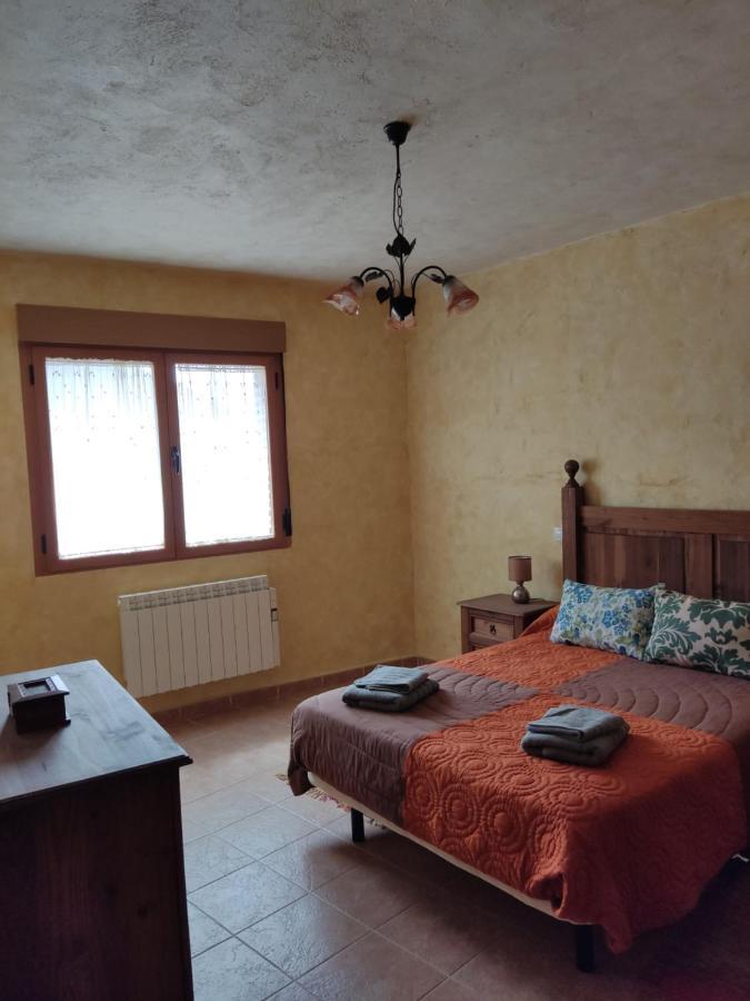Casa Rural El Pajar Navaluenga Eksteriør billede